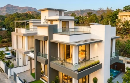 The Jewel Vista